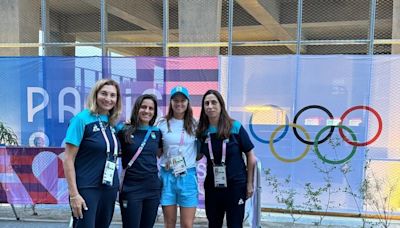 Mecha Paz, que dirige a las tenistas argentinas, mostró la Villa Olímpica apenas llegó