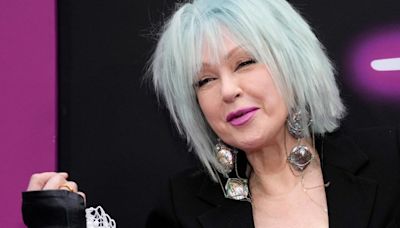 Cyndi Lauper announces farewell tour, her first in a decade