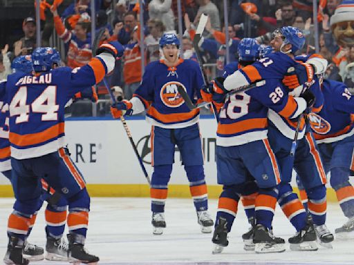 How to watch the New York Islanders vs. Carolina Hurricanes NHL Playoffs game tonight: Game 5 livestream options, more