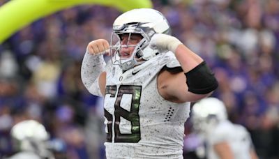 Next Jason Kelce? Former Oregon Football Jackson Powers-Johnson, Las Vegas Raiders Grade