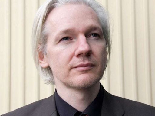 Julian Assange | Quem é o fundador do Wikileaks?