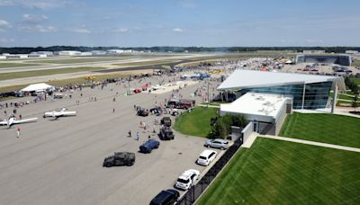 Oakland County Airport's 'Festival of Flight' offering plane rides, air show, more