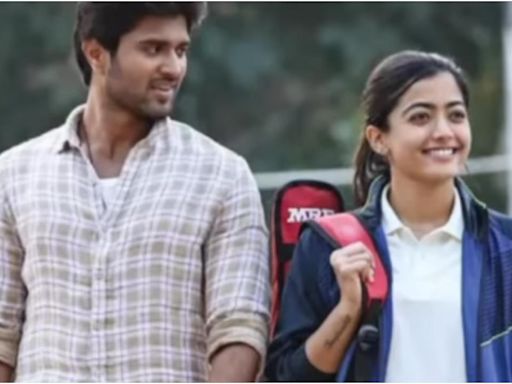 Vijay Deverakonda shares picture with Rashmika Mandanna from ’Dear Comrade’ for THIS reason