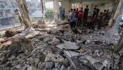Israel bombardea escuela de la ONU en Gaza alegando que escondía una base de Hamás