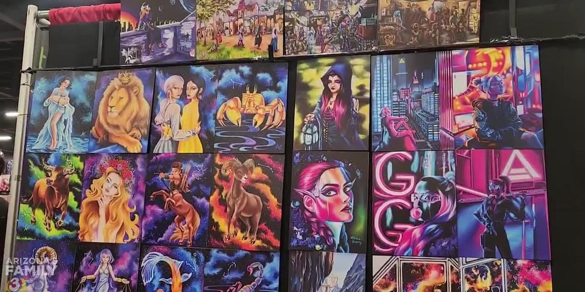Artist gives behind-the-scenes look at Phoenix Fan Fusion booth
