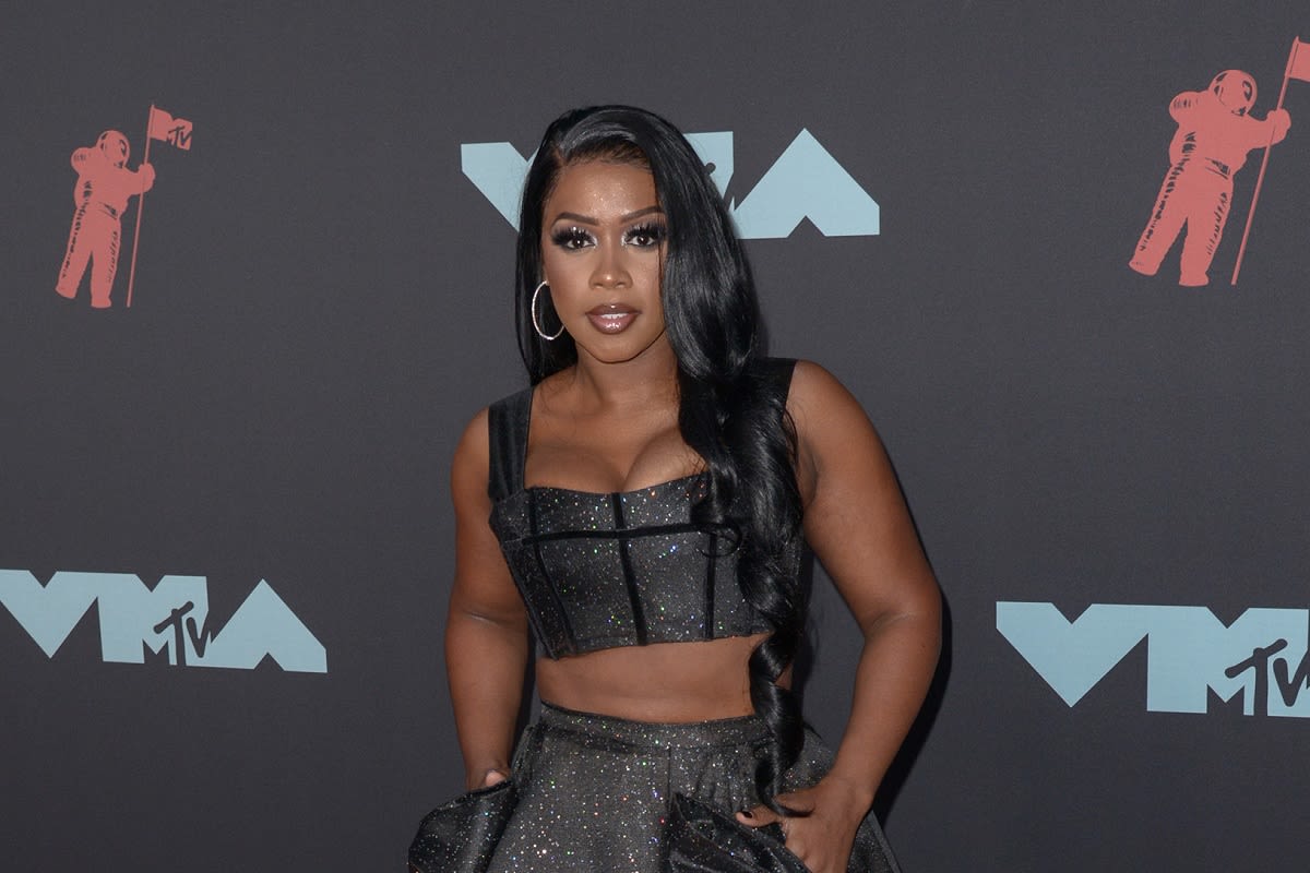 Remy Ma Drags Online Troll By Clowning Her Photos