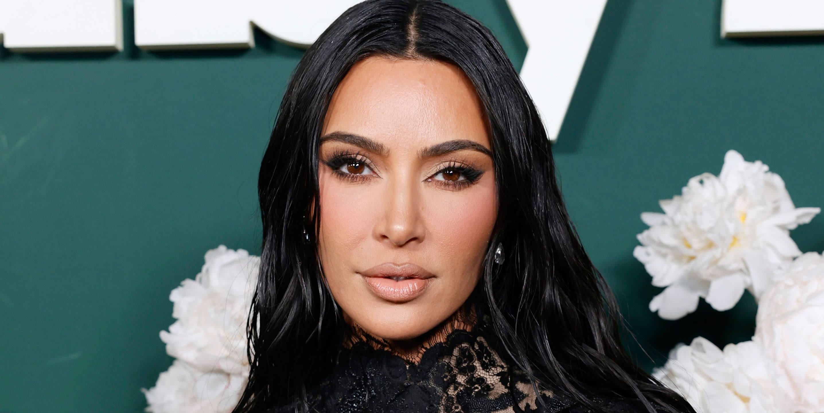 Kim Kardashian unveils platinum blonde hair transformation