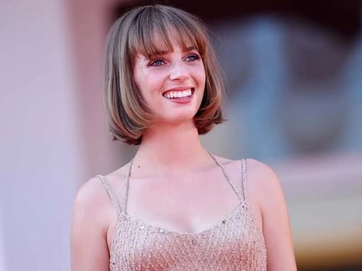 Maya Hawke Admits She Bagged 'Once Upon A Time In Hollywood' Due To 'Nepotistic Reasons'