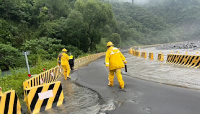 台電鳳山區處同仁徒步挺進 桃源區復興、拉芙蘭、梅山三里來電了！ | 蕃新聞