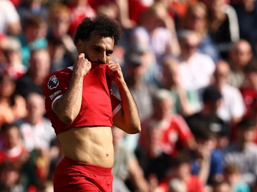 Mohamed Salah should learn from Sadio Mane mistake ahead of uncertain Liverpool transfer window
