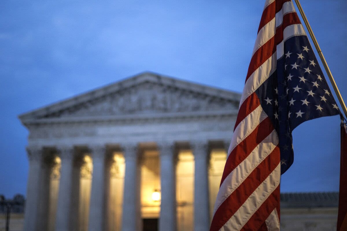 Alito’s Flag Controversy Foreshadows Contentious US Supreme Court Rulings