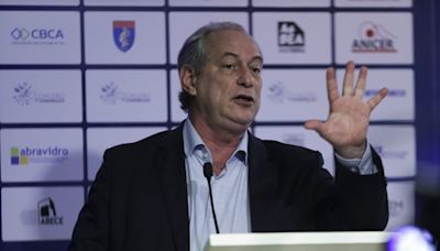 A justificativa de Ciro Gomes para subir no palanque com bolsonaristas no Ceará