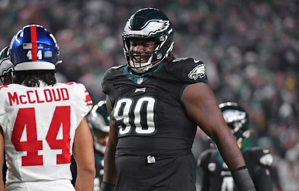 Eagles' Jordan Davis Knows 'What's Required' Under New Coach