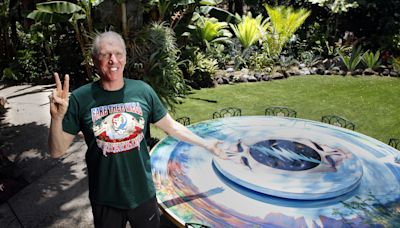 Appreciation: Bill Walton was a passionate music fan who saw the Grateful Dead more than 850 times