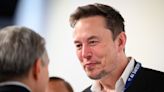 Elon Musk's latest move could cause a big Tesla problem