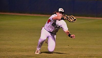 State baseball: Morningside recruit Noun Harder lifts Lynnville-Sully upset No. 1 Westerners