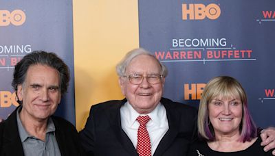 Warren Buffett wants his children to give away his $130 billion fortune. Does that set up a 'Succession'-style fight?