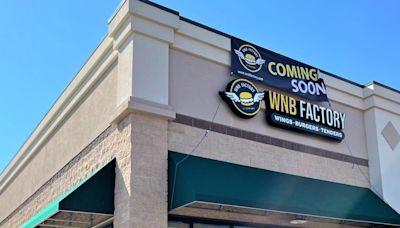 New burger and chicken chain expanding to Colorado Springs combines both concepts under one roof