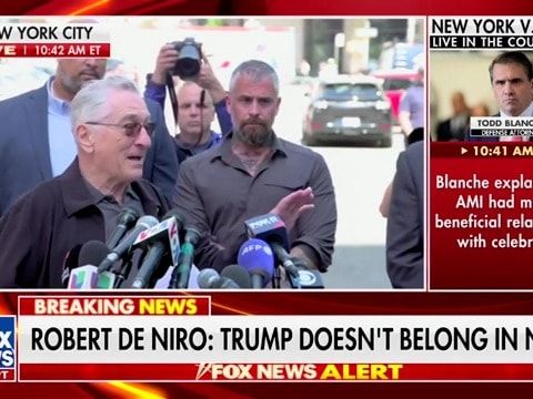 Robert De Niro Argues With MAGA Hecklers About Jan. 6 Outside Trump Trial