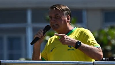 Brazil judge drops case on Bolsonaro stay in Hungarian embassy