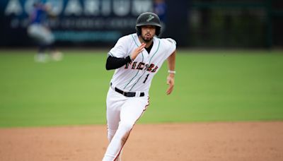 Signed Wednesday by Orioles, J.D. Davis draws eventual winning walk for Tides in doubleheader Game 1