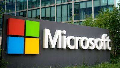 Microsoft suffers outage across US