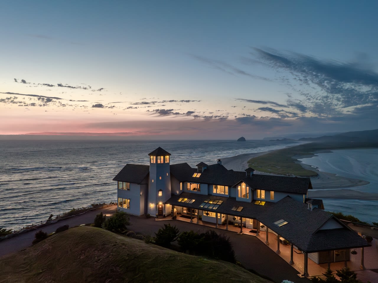 Oregon coast property listed at $10M hits the auction block with no minimum bid