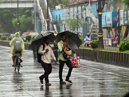 Mumbai weather update: Moderate to heavy rainfall expected today; IMD issues yellow alert