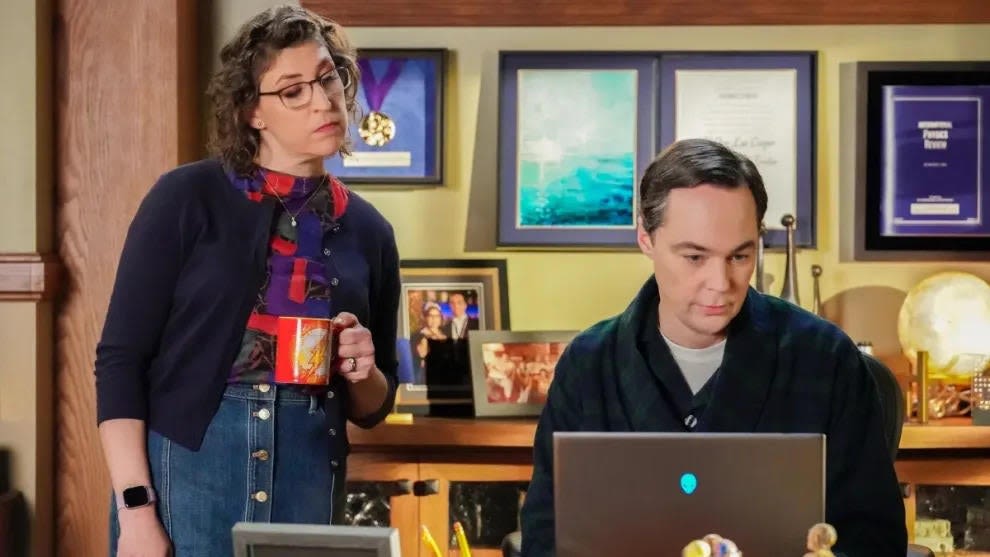 Young Sheldon Finale: Check Out Your First Look at Jim Parsons and Mayim Bialik's Return