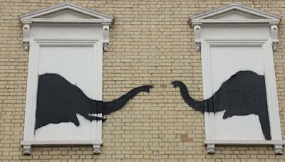 Banksy realiza dos murales de animales en Londres en menos de 24 horas