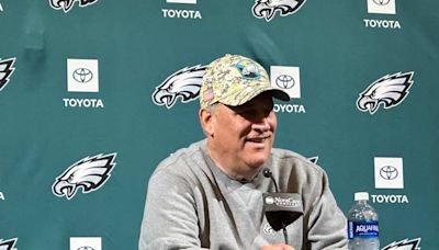 Eagles' Fangio Has Linebacker Dilemma: 'Who Am I Forgetting?'