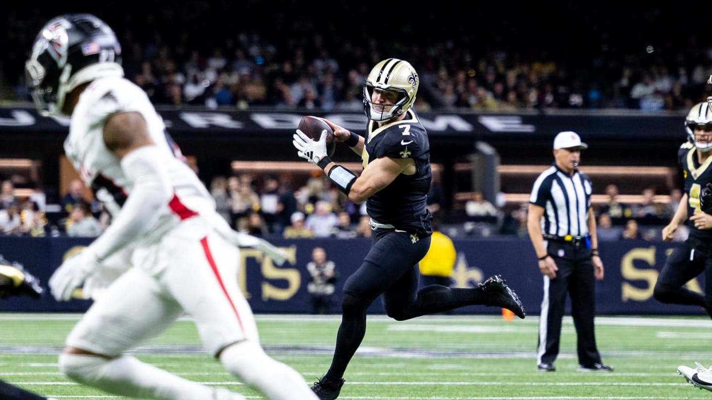 Saints Quarterback Derek Carr Calls Taysom Hill a Hall of Famer