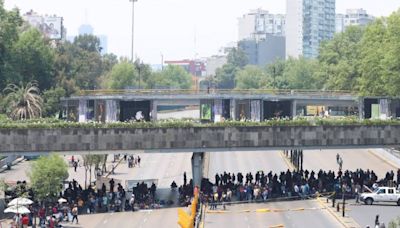 CNTE retira bloqueo en AICM; se mantiene en Circuito y Paseo de la Reforma