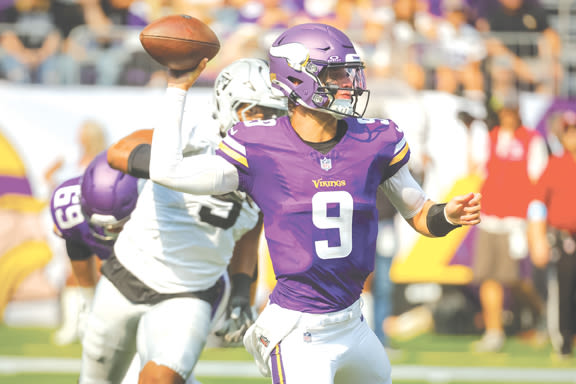 Ex-Michigan Wolverines quarterback J.J. McCarthy stays optimistic despite being out for season with Minnesota Vikings