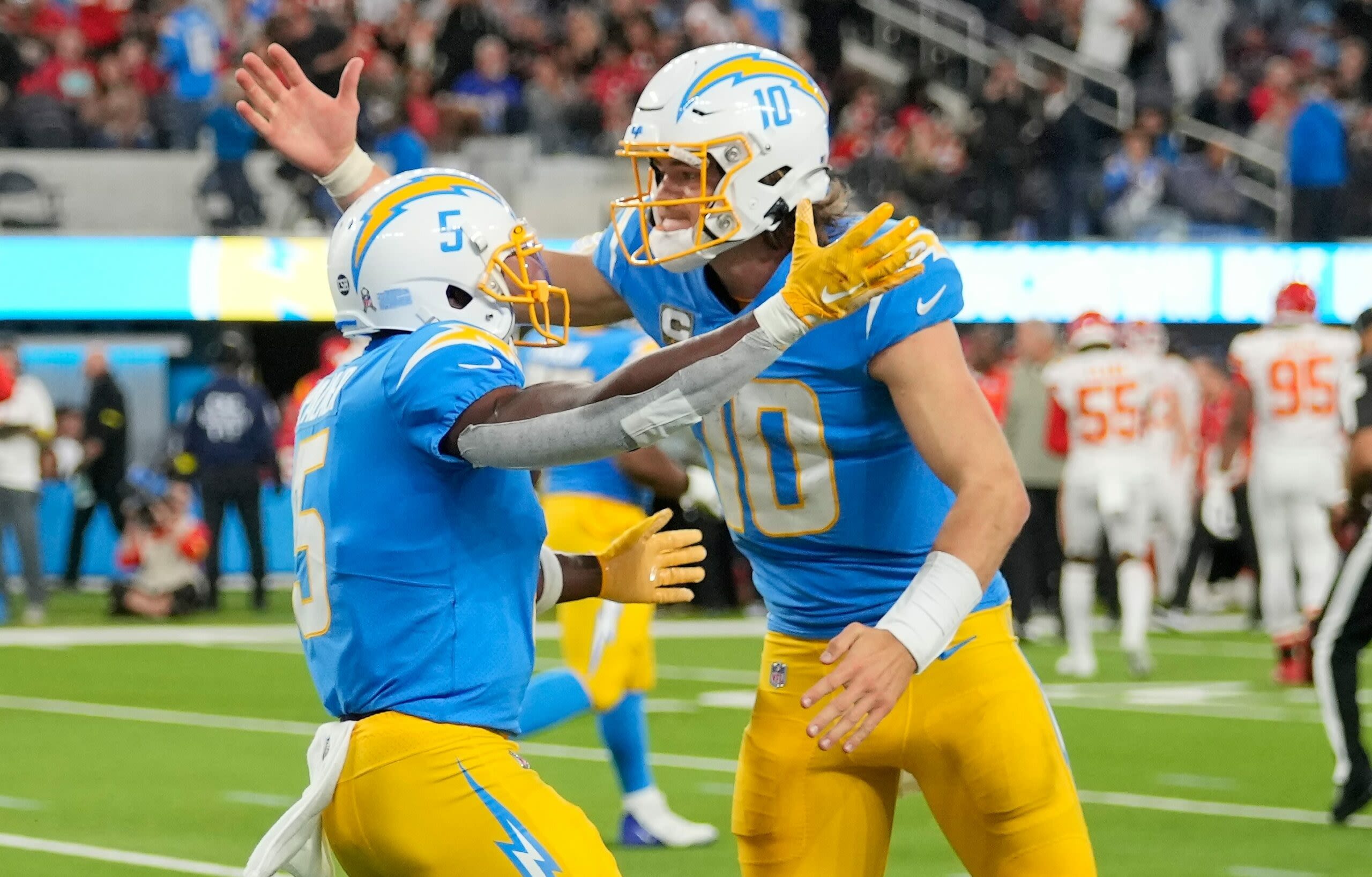 Chargers offensive depth chart projection ahead of training camp