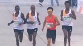 VIDEO: ¿Amaño en medio maratón de Pekín? Ganó un chino y ya lo investigan