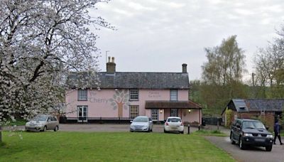 The village pub just over the Cambridgeshire border for sale for £550k