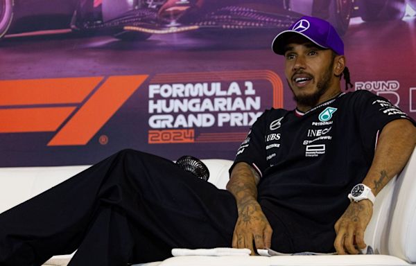 Hamilton tells Verstappen to 'act like a champion'