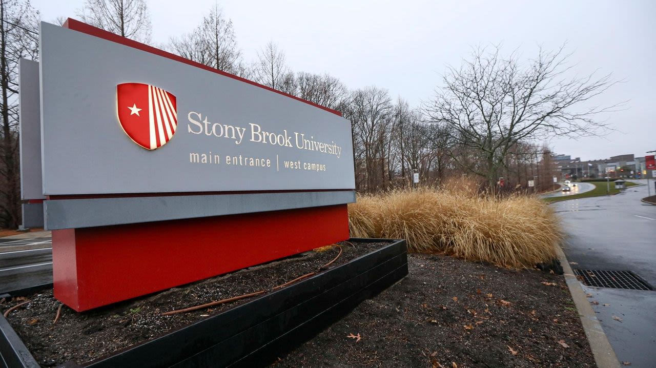 Stony Brook study shows AI can measure public's mental health through social media