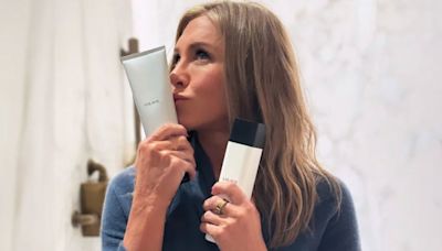 Jennifer Aniston’s LolaVie hair care just launched a sculpting paste to tame flyaways