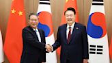 South Korea and China agree on security dialogue, trade talks