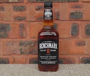 Benchmark Bourbon Whiskey: The Ultimate Bottle Guide