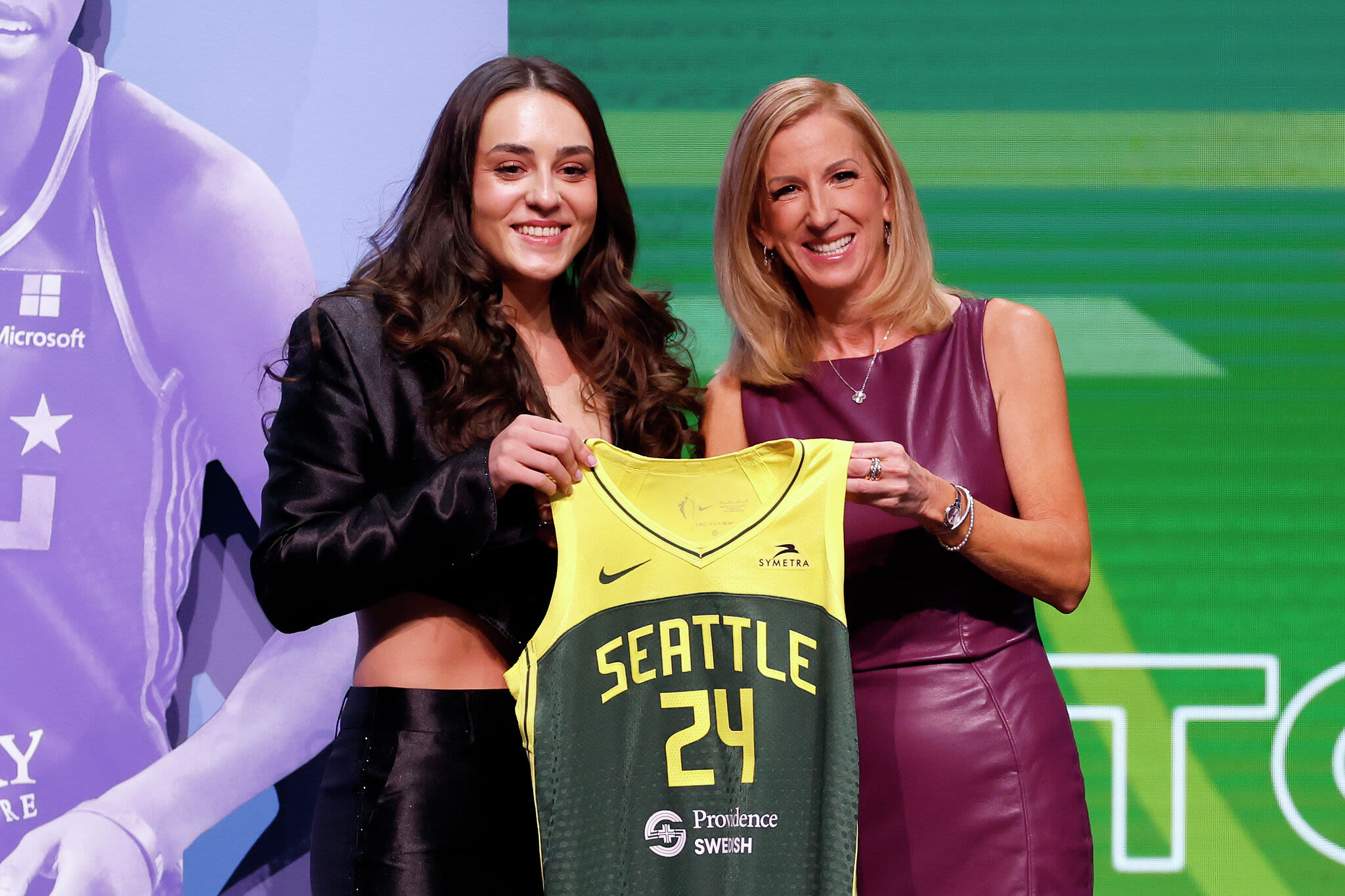 UConn's Nika Mühl makes WNBA preseason debut for Seattle Storm vs. Diana Taurasi and Phoenix Mercury