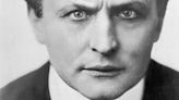 Hace 150 años nacía el gran escapista Houdini: el número que lo hizo leyenda, la tensión extrema y un rival inventado