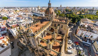 Casi mil motivos por los que debes visitar la quinta ciudad más poblada de Andalucía