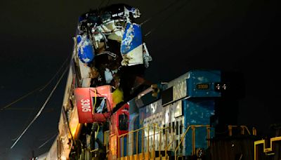 Train collision in Chile kills at least 2 people and injures 9 others