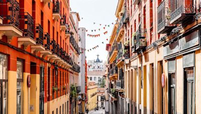 "Un ejemplo para el mundo": un 'enamorado' de España explica por qué esta reconocida ciudad del país es "deslumbrante"