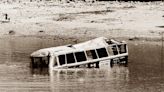 Sesenta años de la trágica caída de un autobús al río