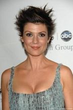 Zoe McLellan