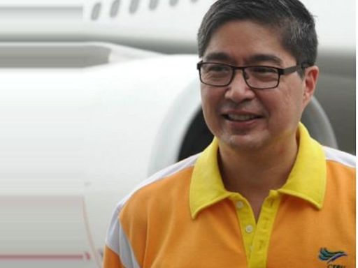 Filipino billionaire: From $58/month salary to $24-billion aircraft orders